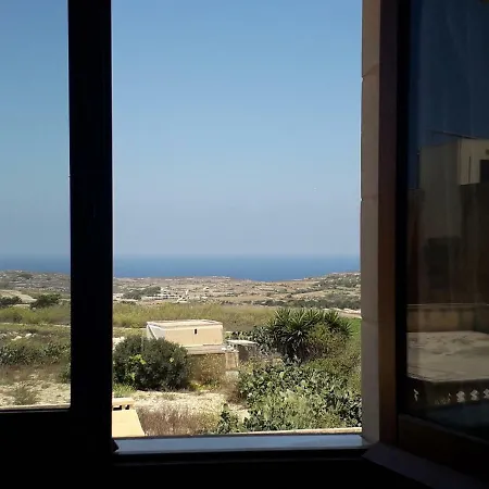 Bed & Breakfast Lighthouse Gharb (Gozo)